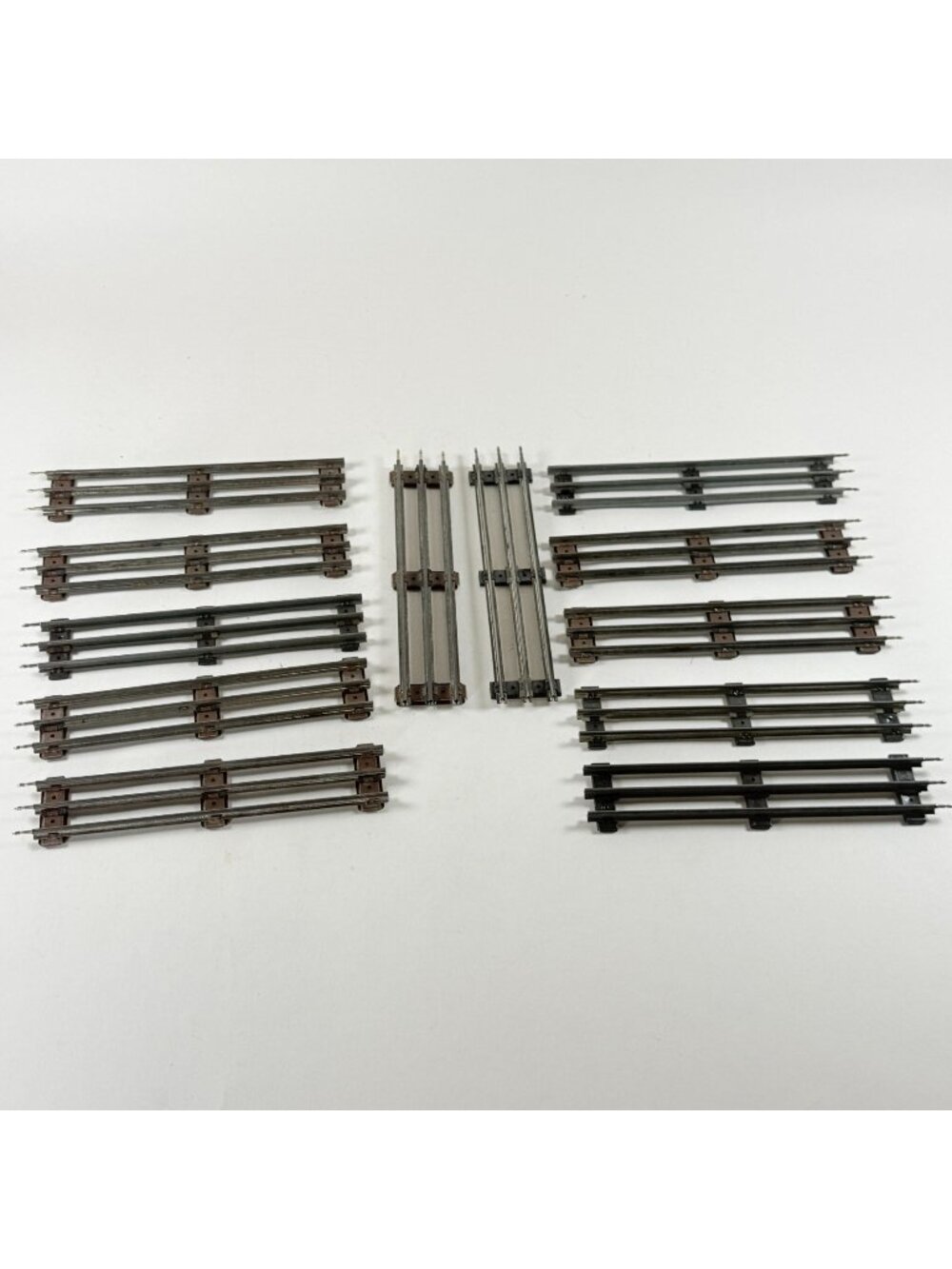 Lionel O-27 Straight Track Lot of 12 Vintage 8 7/8" Metal Train Rail Sections